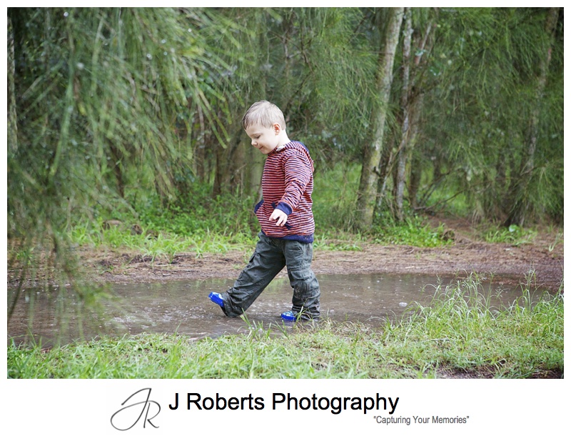 Family Portrait Photography Sydney Narrabeen Lakes Splashing in Puddles